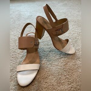 Arturo Chiang Tan and White Leather Heels